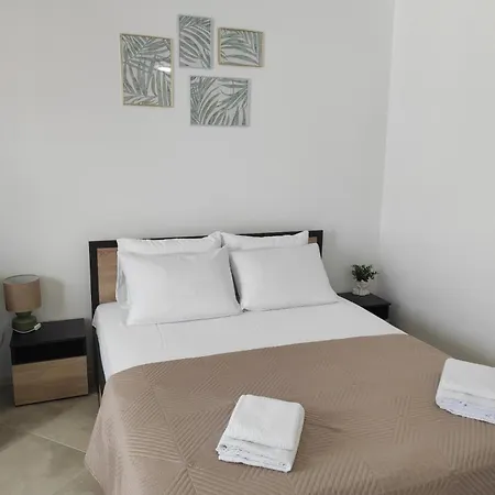 студио плумерия / Plumeria Appartement *